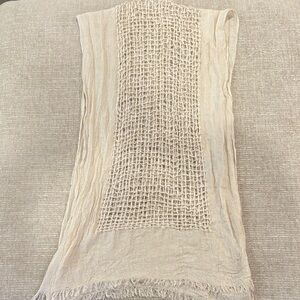 Simply Vera Vera Wang Cream Scarf